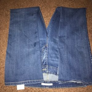 Levis 715